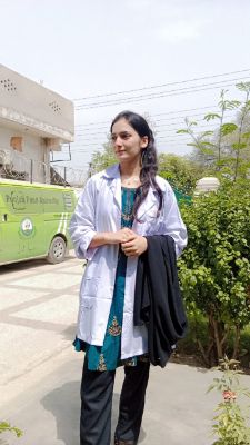 Hina Sadiq Profile Picture