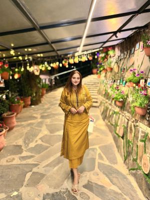 Zainab Hasum Profile Picture